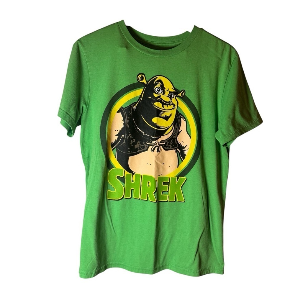 MAD Engine Shrek Green Tee size medium in great used condition
